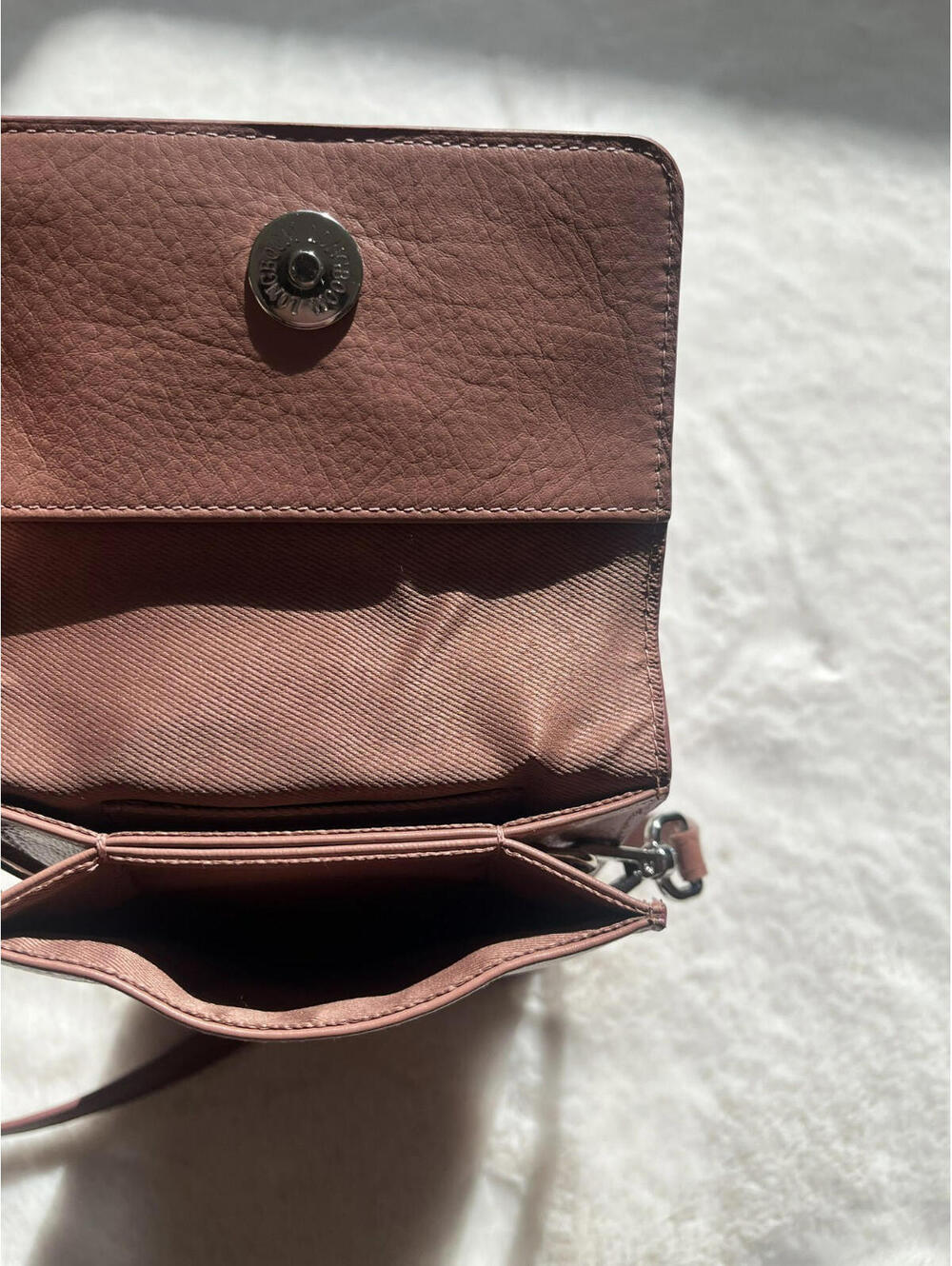 Genuine Leather Crossbody Phone Purse RFID Blocking Mauve + Clear Phone Window - Picture 4 of 6